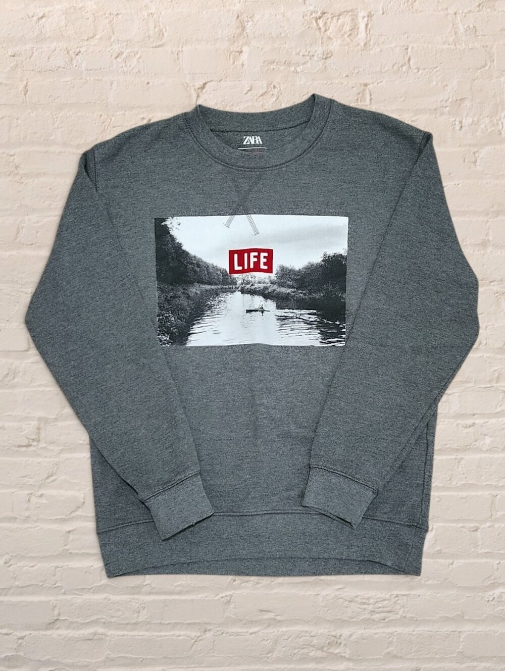 Zara Grey Graphic Crewneck Sweatshirt Life Magazine River Photo Size S